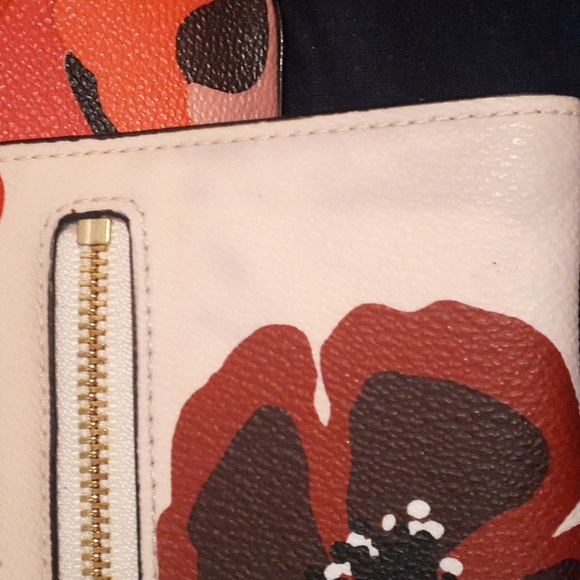 KATE SPADE PURSE W/ WALLET - Picture 4 of 11